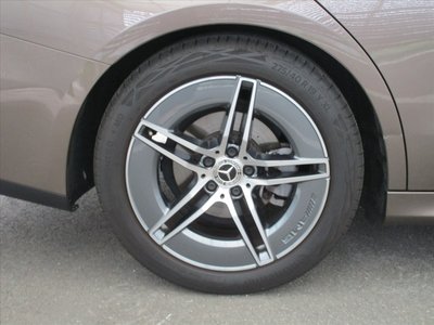 2025 Mercedes-BENZ E-CLASS 照片 10