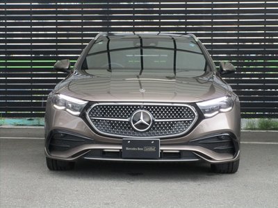 2025 Mercedes-BENZ E-CLASS 照片 2
