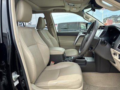 TOYOTA LAND CRUISER - 4