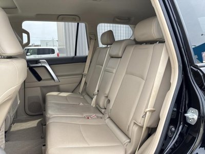 TOYOTA LAND CRUISER - 7