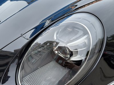 PORSCHE 911 - 6
