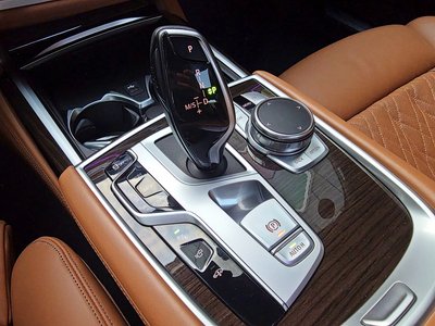 BMW 7 SERIES - 9
