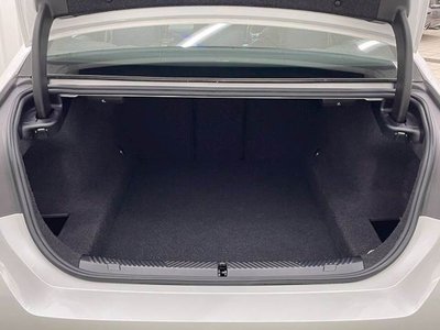 2024 BMW 5 SERIES 缩略图 11