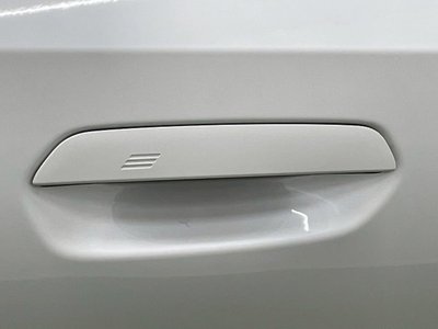 2024 BMW 5 SERIES 缩略图 36