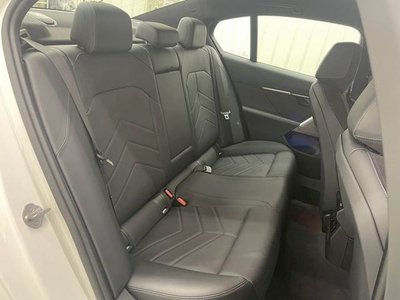 2024 BMW 5 SERIES photo 10