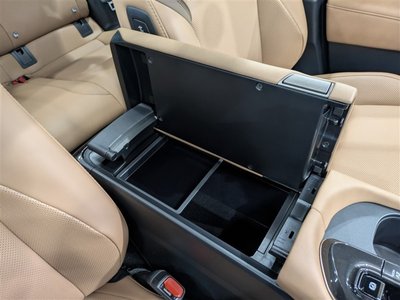 صورة مصغرة 30 لـ 2024 Toyota CROWN SPORT