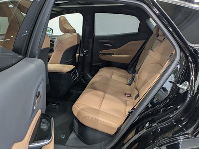 صورة مصغرة 36 لـ 2024 Toyota CROWN SPORT