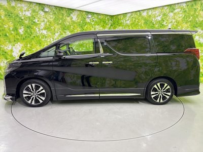 صورة 2 لـ 2022 TOYOTA ALPHARD