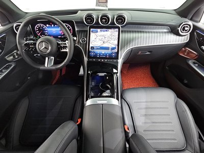 MERCEDES-BENZ GLC - 4