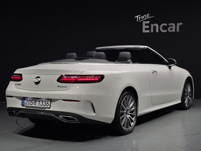 MERCEDES-BENZ E-CLASS - 3