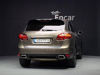 2013 Porsche CAYENNE 照片 3