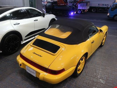 PORSCHE 911 CABRIOLET - 6