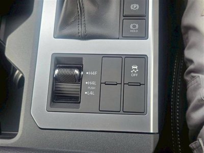 TOYOTA LAND CRUISER 250 - 10