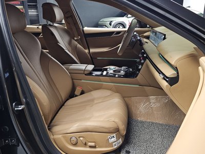 2025 Genesis G80 (RG3) thumbnail 16