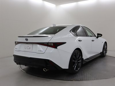 صورة 6 لـ 2022 Lexus IS