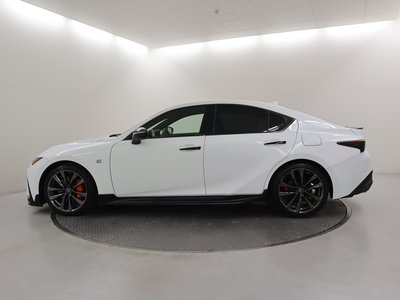 صورة 5 لـ 2022 Lexus IS