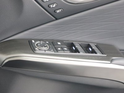 صورة مصغرة 25 لـ 2022 Lexus IS