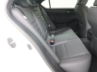 صورة 9 لـ 2022 Lexus IS