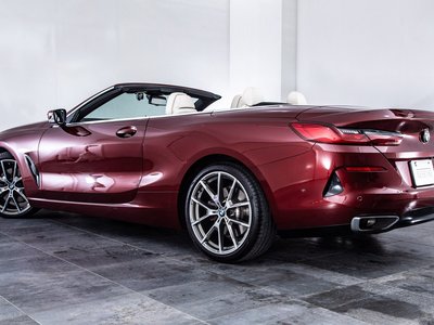 BMW 8 SERIES CABRIOLET - 10