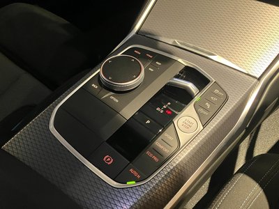 صورة مصغرة 16 لـ 2025 BMW 3 SERIES