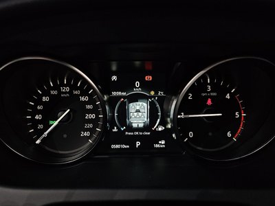 LAND ROVER DISCOVERY SPORT - 8