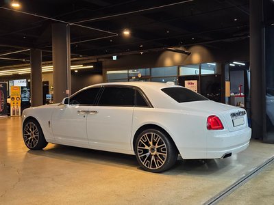 ROLLS-ROYCE GHOST - 4