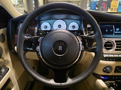 ROLLS-ROYCE GHOST - 10