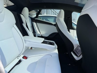 2023 Tesla MODEL S thumbnail 15