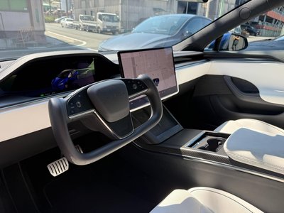 2023 Tesla MODEL S thumbnail 11