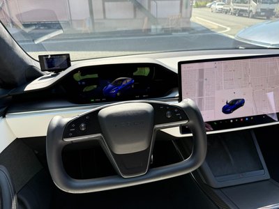 2023 Tesla MODEL S thumbnail 12