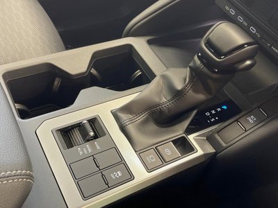 2025 Toyota LAND CRUISER 250 缩略图 38