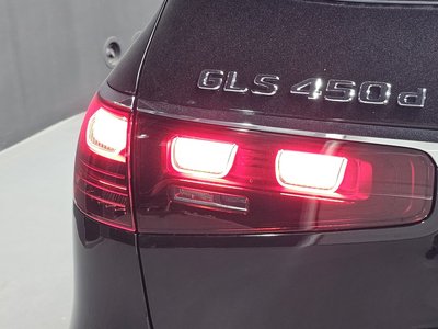 MERCEDES-BENZ GLS - 10