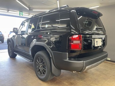 TOYOTA LAND CRUISER 250 - 5