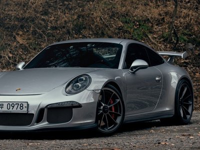 PORSCHE 911 - 2
