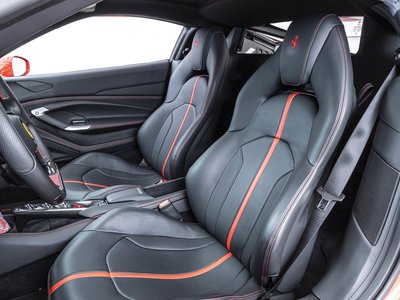 FERRARI F8 TRIBUTO - 2