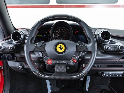 FERRARI F8 TRIBUTO - 6