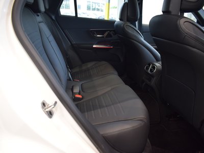 صورة مصغرة 21 لـ 2025 Mercedes-BENZ GLC