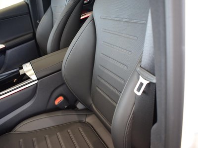 صورة مصغرة 29 لـ 2025 Mercedes-BENZ GLC