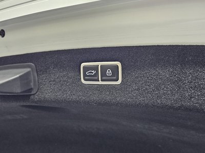2022 Genesis G90 (RS4) — миниатюра 26