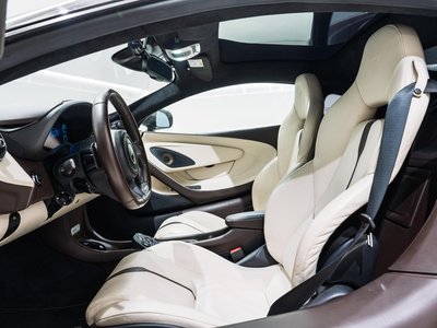 2017 Mclaren 570GT — фото 3