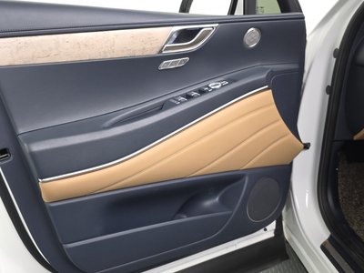 2023 Genesis GV80 thumbnail 14