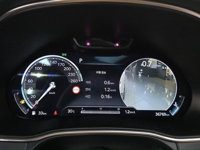 2023 Genesis GV80 thumbnail 11