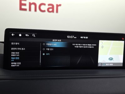 2023 Genesis GV80 thumbnail 35