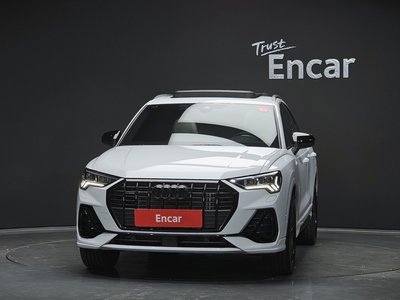 AUDI Q3 - 2
