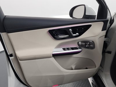 صورة مصغرة 14 لـ 2024 Mercedes-BENZ GLC