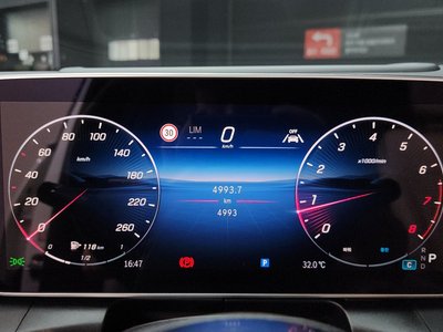 صورة مصغرة 11 لـ 2024 Mercedes-BENZ GLC