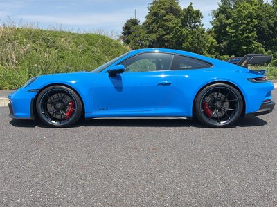 PORSCHE 911 - 4