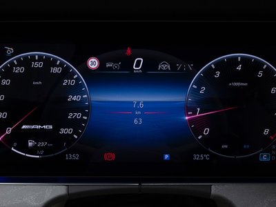 2025 Mercedes-BENZ GT AMG 照片 8