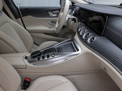 2025 Mercedes-BENZ GT AMG 照片 9