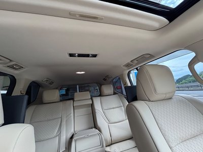 صورة مصغرة 49 لـ 2024 Toyota LAND CRUISER 300